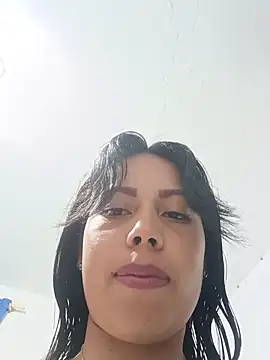 Snapshot of _andrea30 chatting on 06.16.26 andrea30 online show from 06.16.26