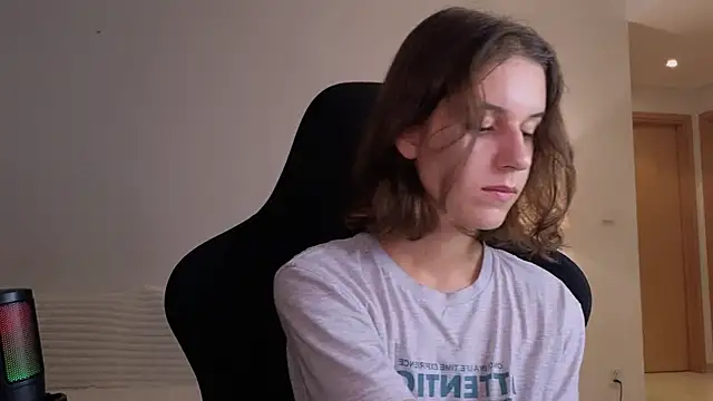 VanessaBayer2 online show from 12.06.24