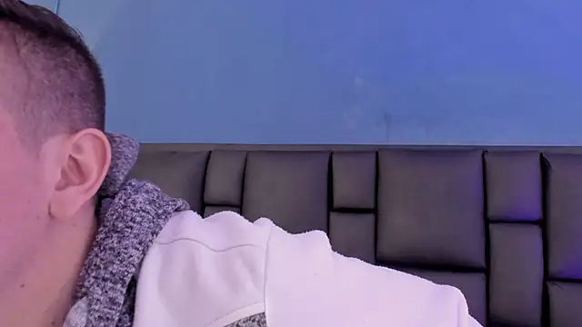 MikaelSlow online show from 11.11.25