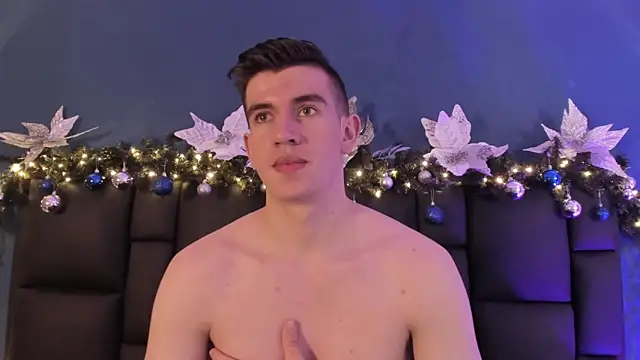 MikaelSlow online show from 12.16.25