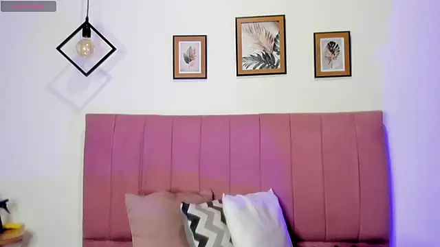 GENNESIS LOVE online show from 11.11.25