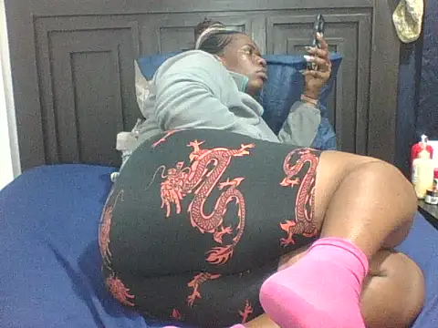 SexyTirries13 online show from 04.18.26