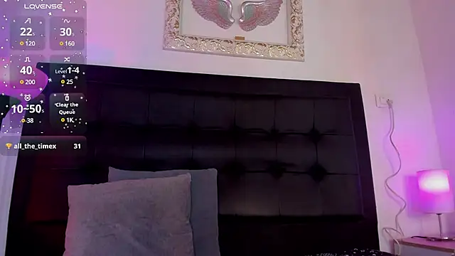 Mia 222 online show from 02.07.25