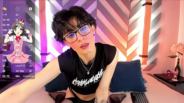 cherryy boy online show from 12.18.24