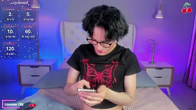 cherryy boy online show from 09.12.25