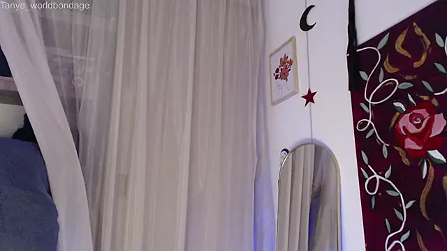 Snapshot of Tanya_WorldBondage chatting on 09.15.25 Tanya WorldBondage online show from 09.15.25