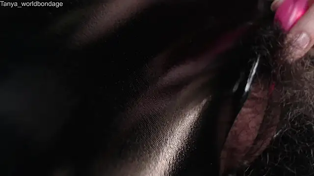 Snapshot of Tanya_WorldBondage chatting on 09.24.25 Tanya WorldBondage online show from 09.24.25