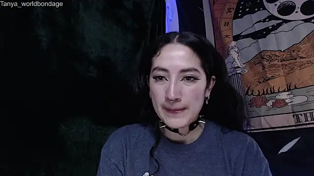 Snapshot of Tanya_WorldBondage chatting on 11.28.25 Tanya WorldBondage online show from 11.28.25