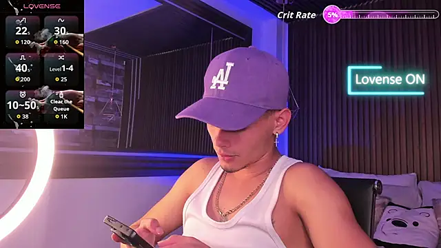  white fox 1 online show from 09.30.25