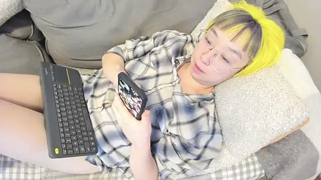 luxgray online show from 02.22.26