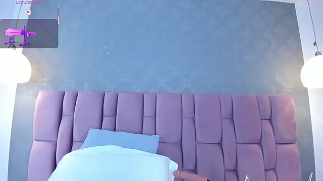 brithanyadams23 online show from 03.21.25