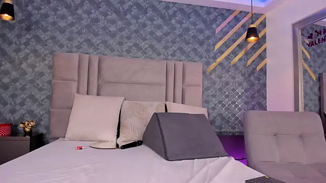 Snapshot of NiiaMoore chatting on 03.09.25 NiiaMoore online show from 03.09.25