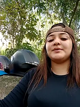 Liancy online show from 02.19.25