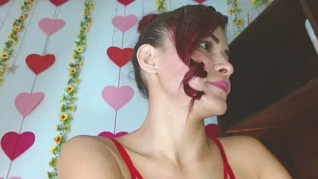 Darliin G online show from 02.14.25