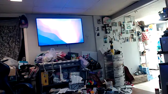 Snapshot of tongueispowerr6d9 chatting on 12.04.25 tongueispowerr6d9 online show from 12.04.25