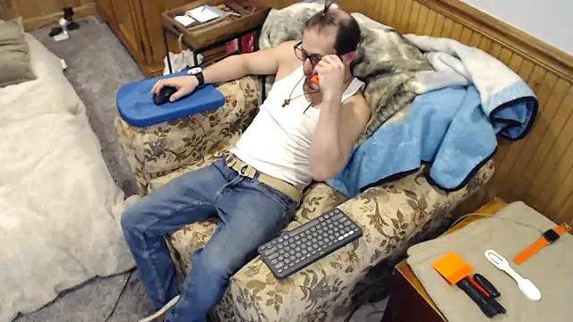 tongueispowerr6d9 online show from 03.05.26