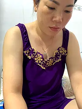 Baby-bigtits online show from 11.25.25