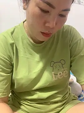 Baby-bigtits online show from 12.05.25