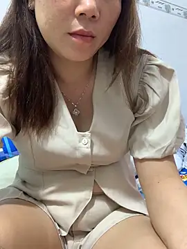 Baby-bigtits online show from 12.14.25