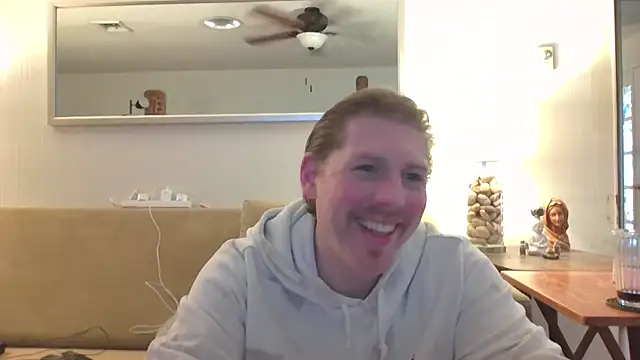 Snapshot of Rock_Pierce chatting on 06.13.26 Rock Pierce online show from 06.13.26
