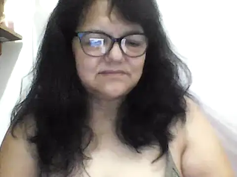 Snapshot of kassandra02 chatting on 01.18.25 kassandra02 online show from 01.18.25