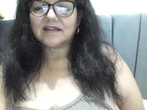 Snapshot of kassandra02 chatting on 10.10.25 kassandra02 online show from 10.10.25