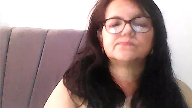 kassandra02 online show from 11.10.25