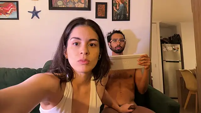 Redfloweer1 online show from 04.18.26