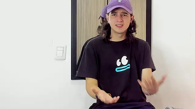 Snapshot of alex_connorr chatting on 01.29.25 alex connorr online show from 01.29.25