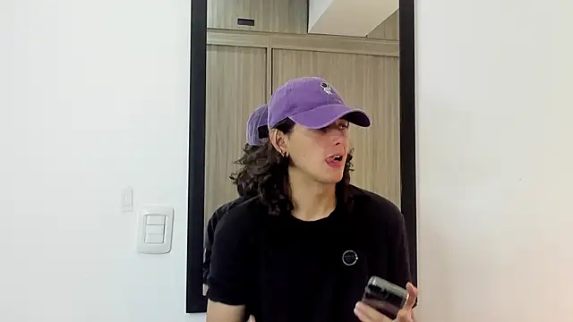 Snapshot of alex_connorr chatting on 01.31.25 alex connorr online show from 01.31.25