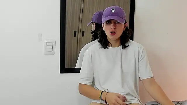 Snapshot of alex_connorr chatting on 01.31.25 alex connorr online show from 01.31.25