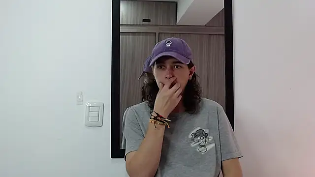 Snapshot of alex_connorr chatting on 02.06.25 alex connorr online show from 02.06.25