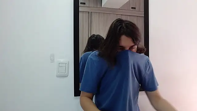 Snapshot of alex_connorr chatting on 02.12.25 alex connorr online show from 02.12.25