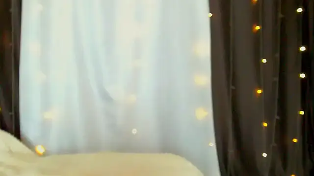 Adriana Sweet 24 online show from 10.24.25