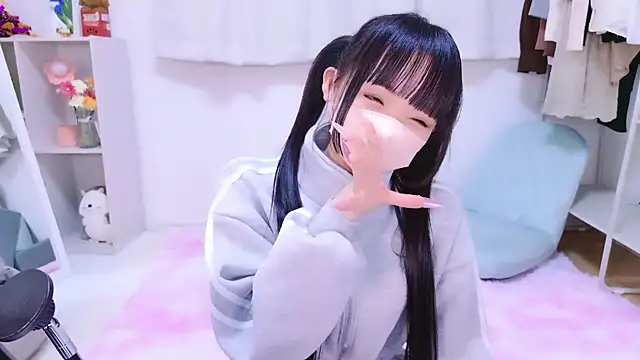 Snapshot of 86_haru chatting on 11.23.25 86 haru online show from 11.23.25