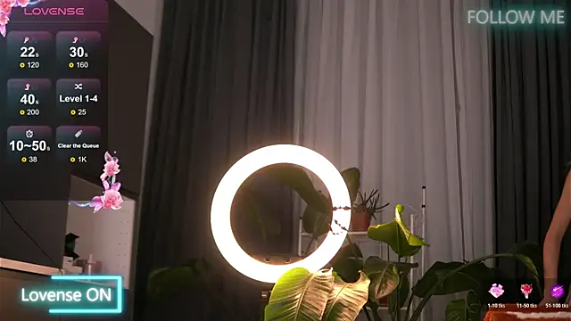 EmilyRaymont online show from 11.05.25