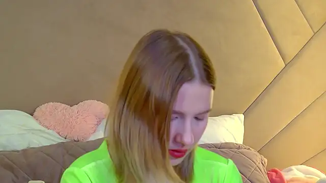 LiliLinn online show from 03.07.26