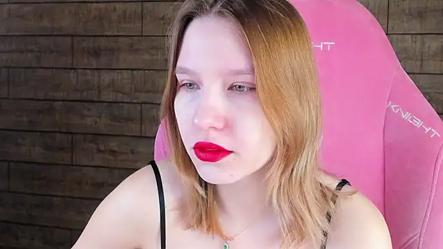 LiliLinn online show from 03.14.26