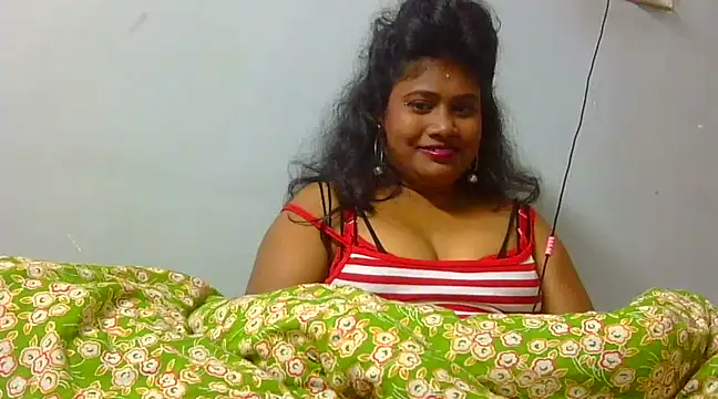 Snapshot of sexy_roma chatting on 01.11.25 sexy roma online show from 01.11.25