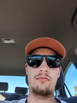 Snapshot of bigmerc chatting on 09.21.25 bigmerc online show from 09.21.25