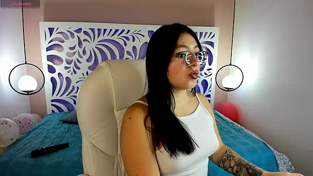 deep sunset1 online show from 04.18.26