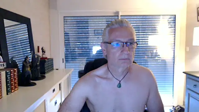 Snapshot of Goduleur69 chatting on 05.26.26 Goduleur69 online show from 05.26.26