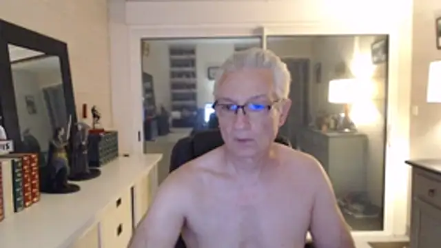 Snapshot of Goduleur69 chatting on 05.29.26 Goduleur69 online show from 05.29.26