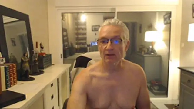 Snapshot of Goduleur69 chatting on 06.13.26 Goduleur69 online show from 06.13.26