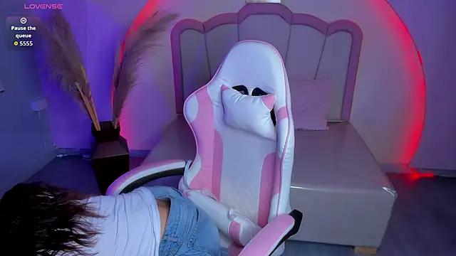 katy sweet19 online show from 02.23.26