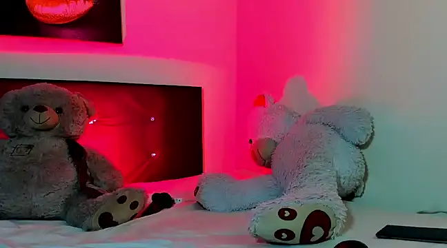 Snapshot of Sweet_Roxy1 chatting on 12.22.24 Sweet Roxy1 online show from 12.22.24