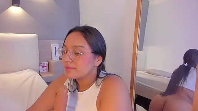 ellamontoya online show from 01.28.25