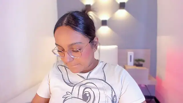 ellamontoya online show from 02.07.25