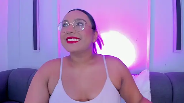 ellamontoya online show from 11.23.25