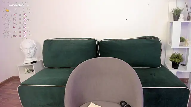 Snapshot of miissblonde chatting on 02.05.25 miissblonde online show from 02.05.25